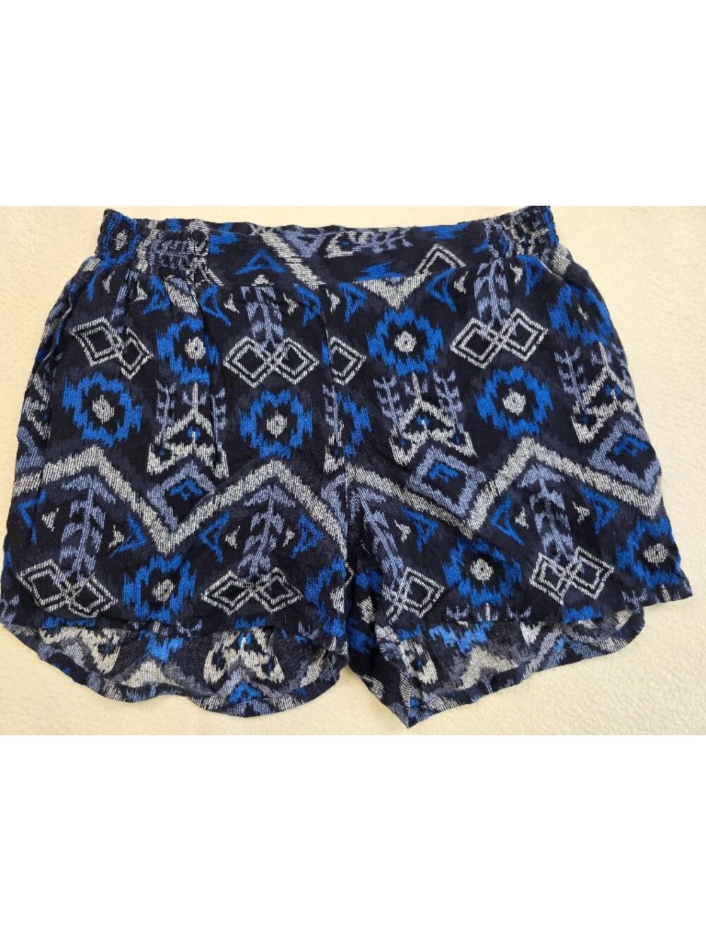 Kavu Womens Shorts XS Blue & Black Aztec Pattern Elastic Pull On Hiking